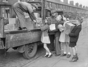 commons.wikimedia.orgFour children help load tins of Meredith and Drew Ltd. 'Welfare Biscuits